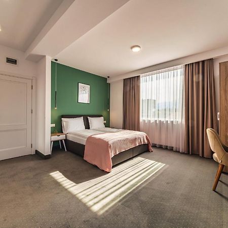 Saga Rooms Victoria  Εξωτερικό φωτογραφία