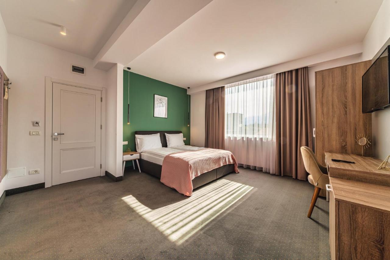 Saga Rooms Victoria  Εξωτερικό φωτογραφία