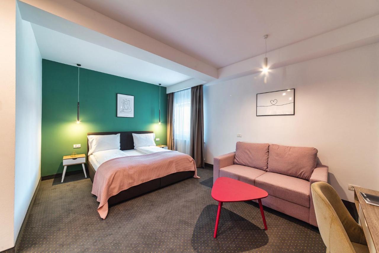 Saga Rooms Victoria  Εξωτερικό φωτογραφία