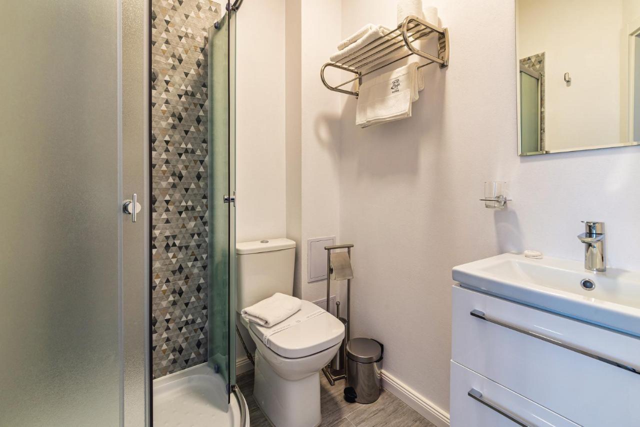 Saga Rooms Victoria  Εξωτερικό φωτογραφία