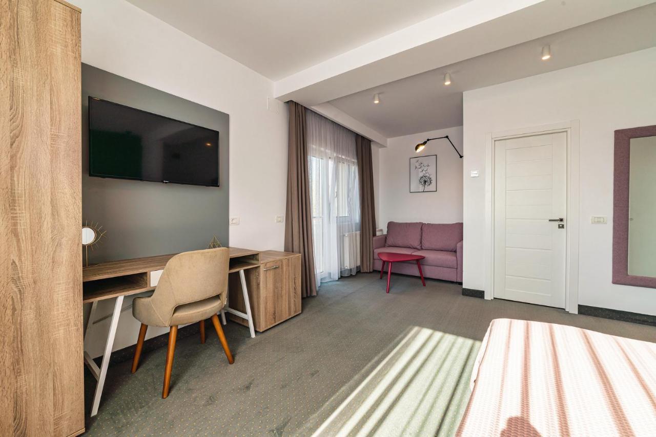 Saga Rooms Victoria  Εξωτερικό φωτογραφία